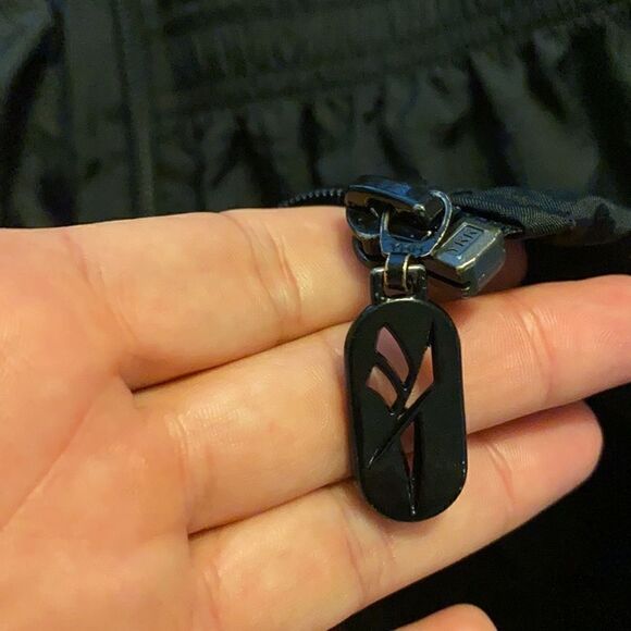 Retro girls size large Reebok wind breaker - Picture 6 of 6